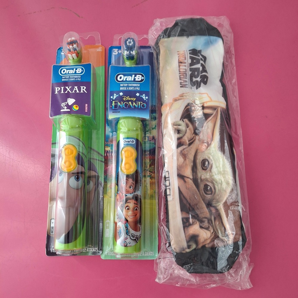 Oral-B Kids Toothbrush Set Buzz Lightyear Encanto Star Wars Mandalorian Case 3pc